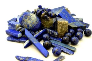 pierre-couleur-bleue